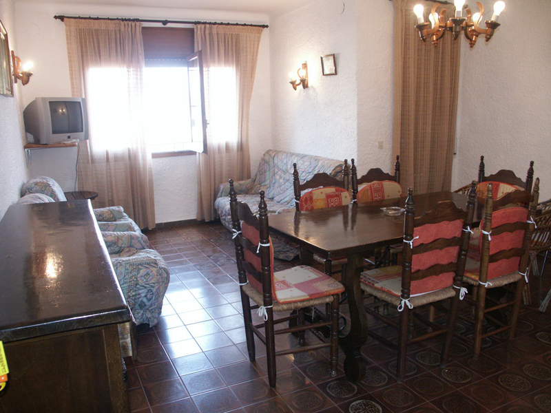 Apartamento -
L´escala -
3 dormitorios -
6 ocupantes