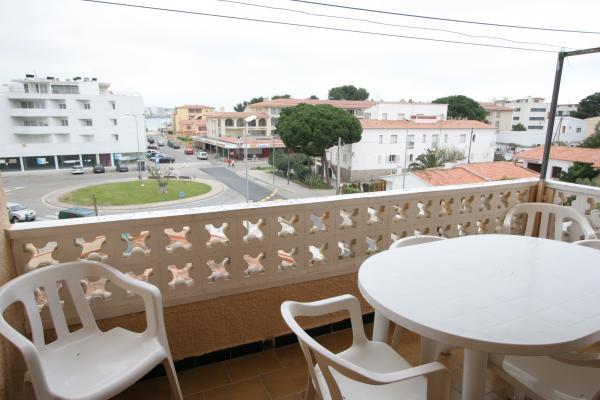 Apartamento -
L´escala -
3 dormitorios -
6 ocupantes
